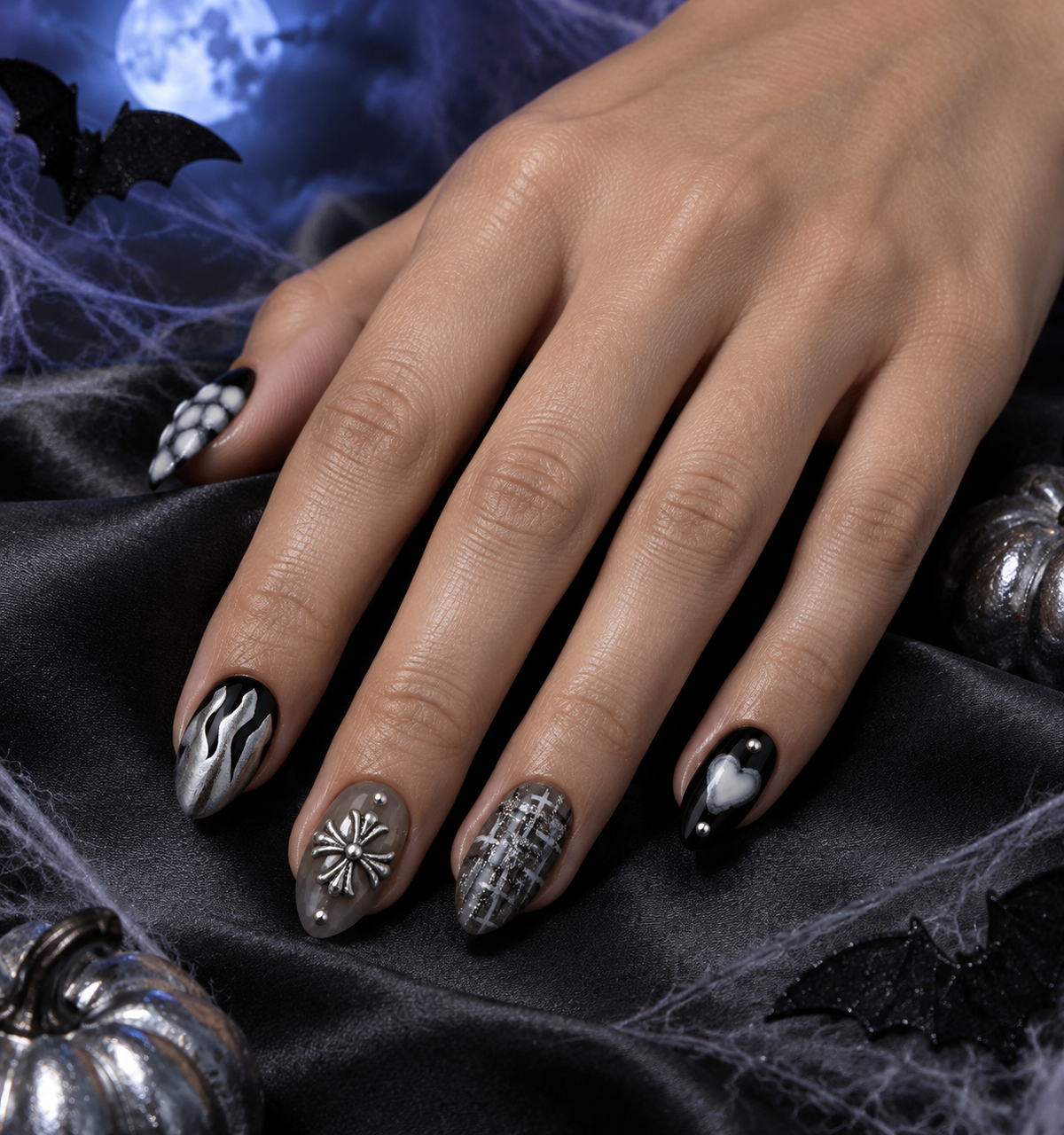 Silver Eclipse - Short Almond Gothic Press-On Nails